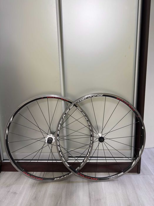Колеса fulcrum racing 77