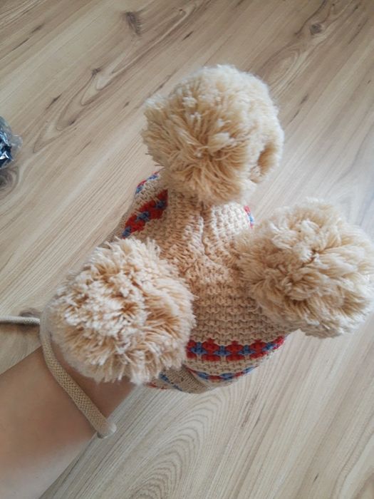 Stan idealny zimowa czapka dla chłopca , bardzo dobry skład