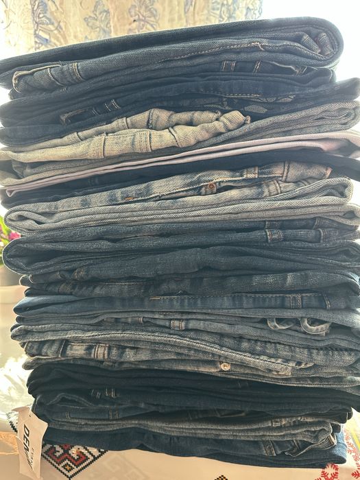 Продам джинси(  оптом) в мишку30 пар