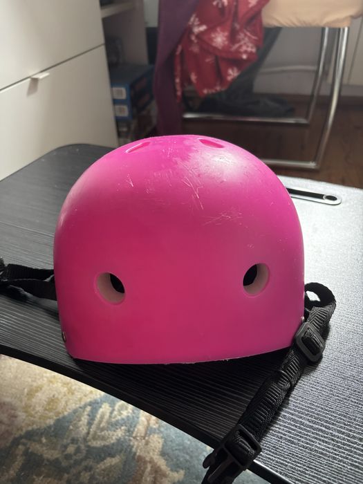 Kask dziecięcy.