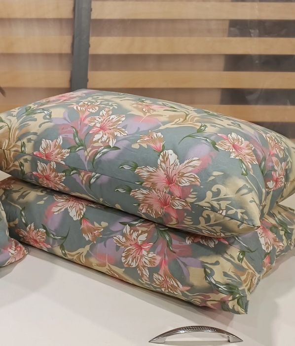 Професійна чистка подушок