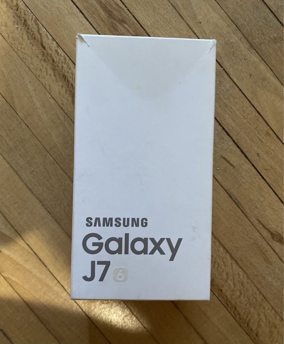 Samsung SM-J710F Galaxy J7 (2016)