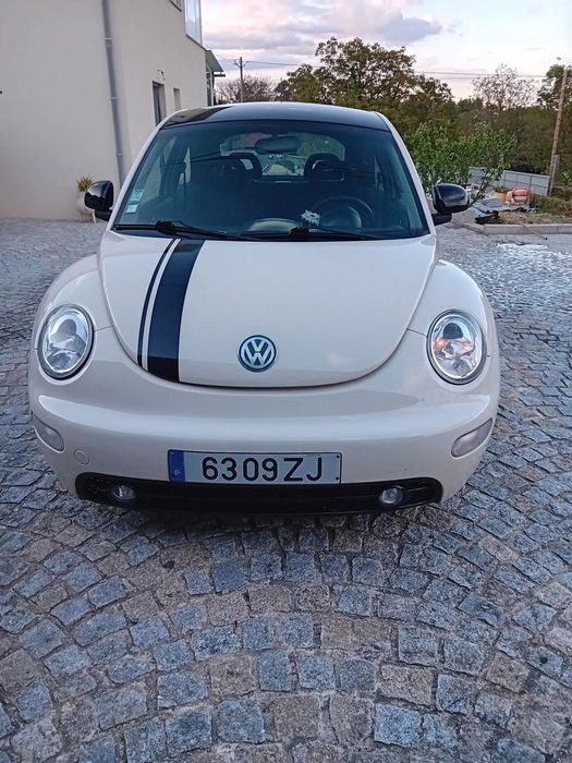 VW New Beetle