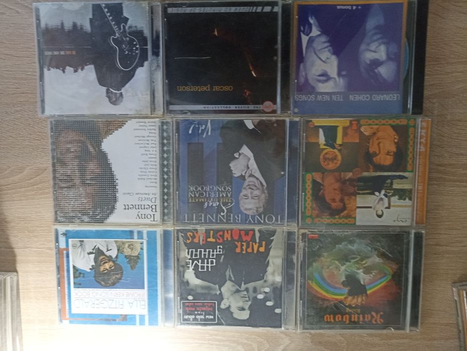 Продаю музыкальные СД диски.