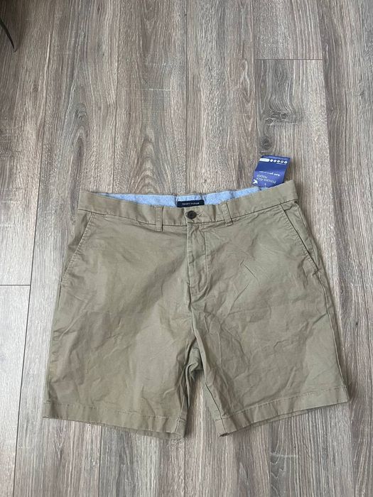 Класичні шорти від Tommy Hilfiger