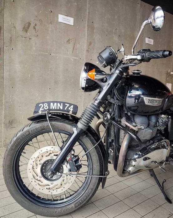 Triumph Boneville T100 2011