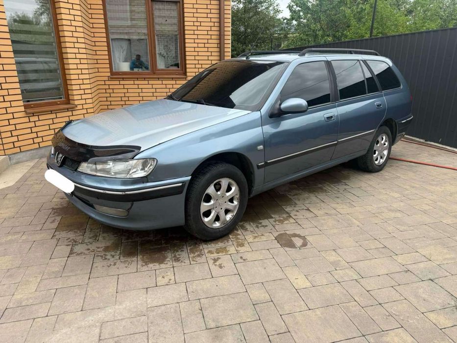 Пежо 406 бензин 1.8 Нерозминтнений