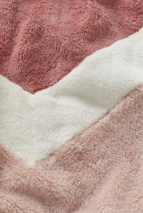 Джемпер светр із м'якого плюшу з коміром-стійкою h&m