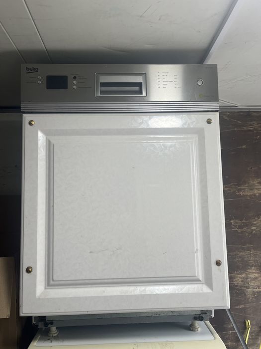 Посудомойна машина Beko