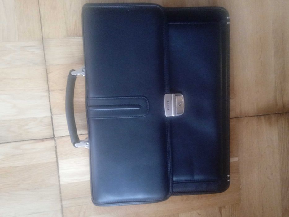 Портфель кожаный Ferre