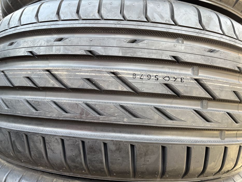 225/40/R18 (нові) Nokian ZLine вул.Дружківська12