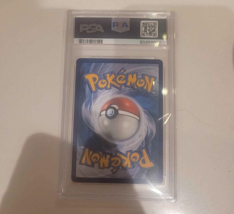Carta Pokemon Graduada