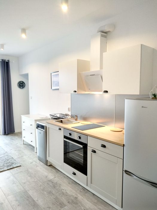 Do wynajęcia nowoczesne mieszkanie z sypialną/ duza loggia – 34 m² p| Miasteczko Wilanów | ul. Branickiego