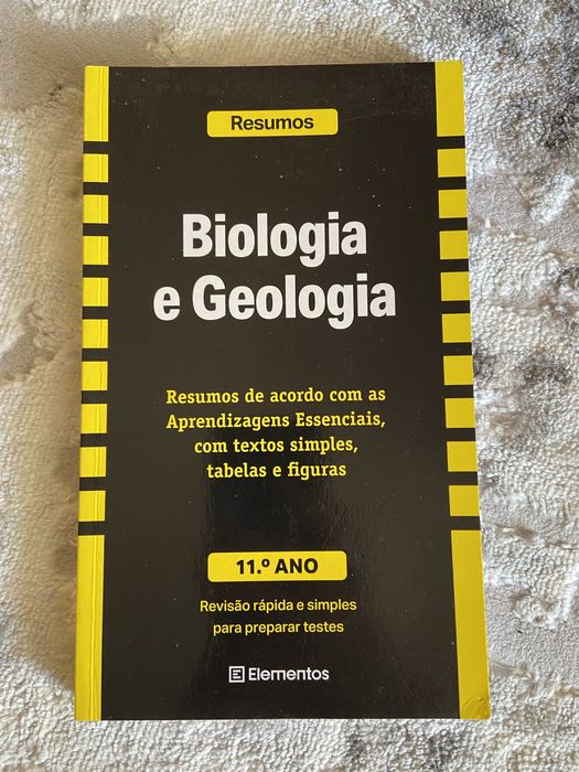 2 livros de resumo Biologia e Geologia 11° e 12° ano