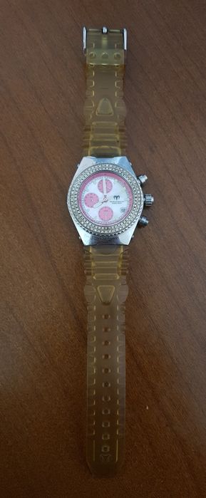 Часи жіночі TechnoMarine 200M/660ft.