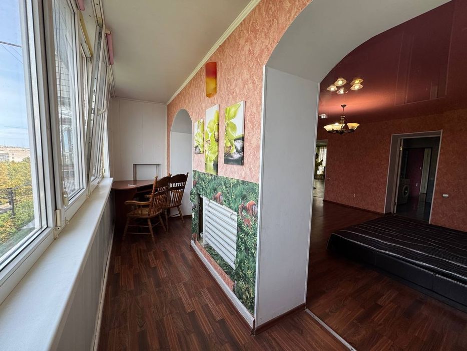 Большая двухкомнатная квартира возле 7 школы г.Черноморск