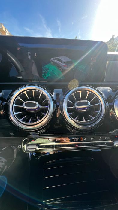 MERCEDES-BENZ A-250 AMG EDITION | 224cv | Full Extras | Gasolina |
