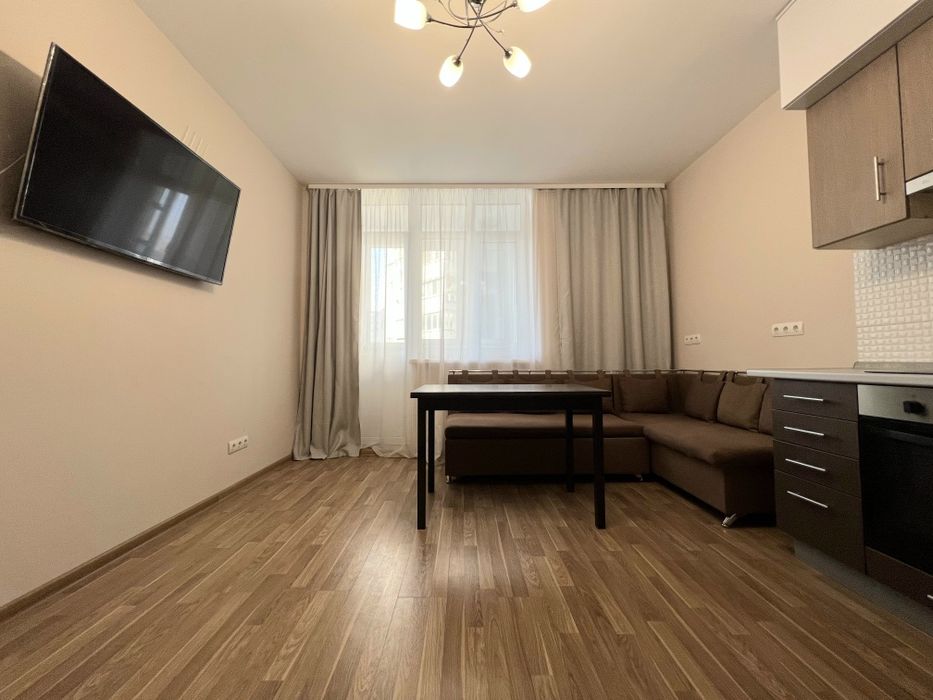 Саперно-Слобідська 24, м. Деміївська, 1 кімнатна 52м2, 9пов