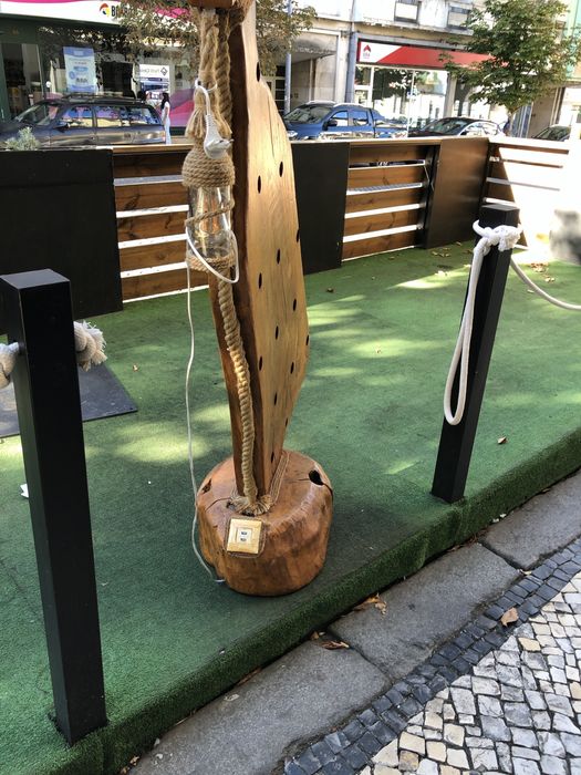 Garrafeira de Exposicao