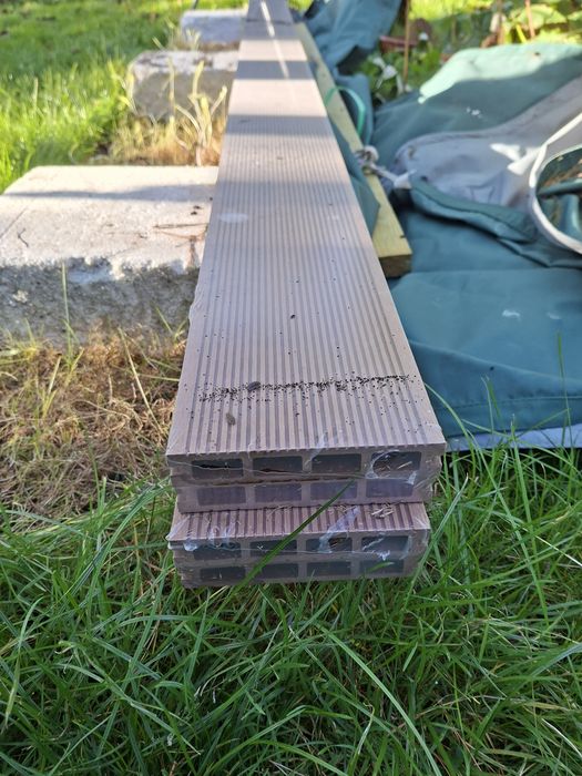 Deski tarasowe profilowane