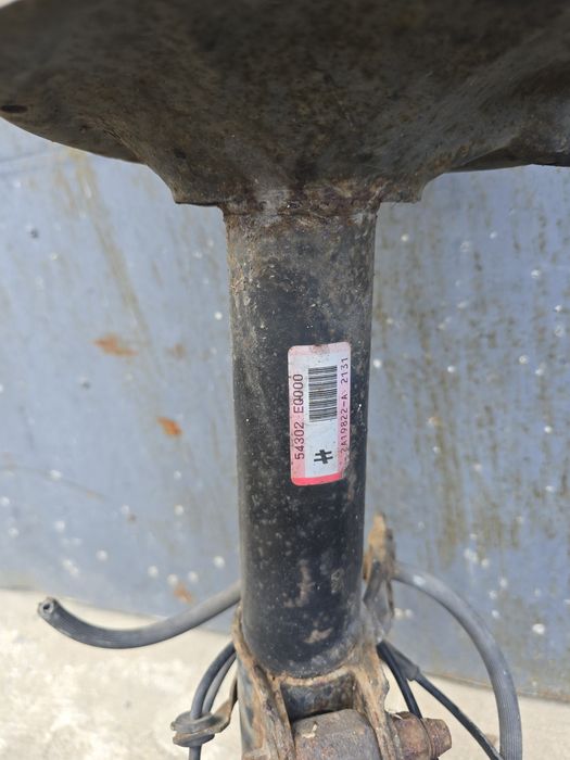 Стойка ступиця цафа nissan X-Trail T30