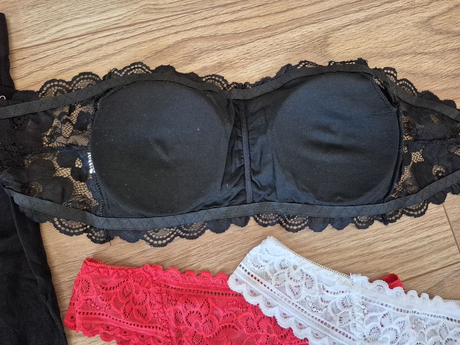 Biustonosz bardotka i gratisy