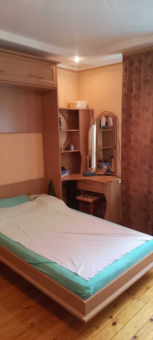 Продається 2-кімнатна кв, центр Шевченківського району (213-373-556)