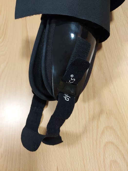 Orteza stawu skokowego DYNAMICS uniwersalna , stabilizator