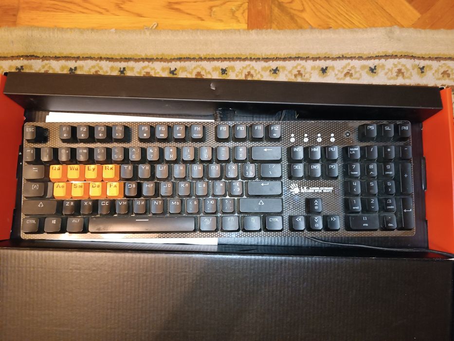 Клавиатура A4-tech bloody b800