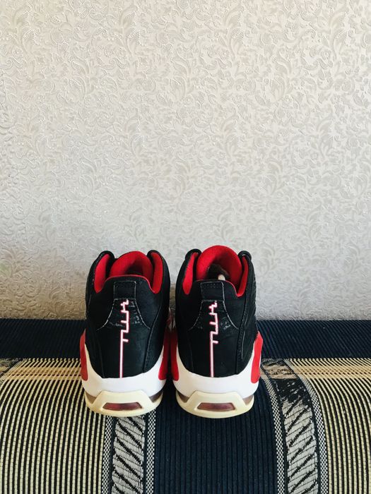 Кросівки Nike 43 розмір, по устілці 27-27,5 см