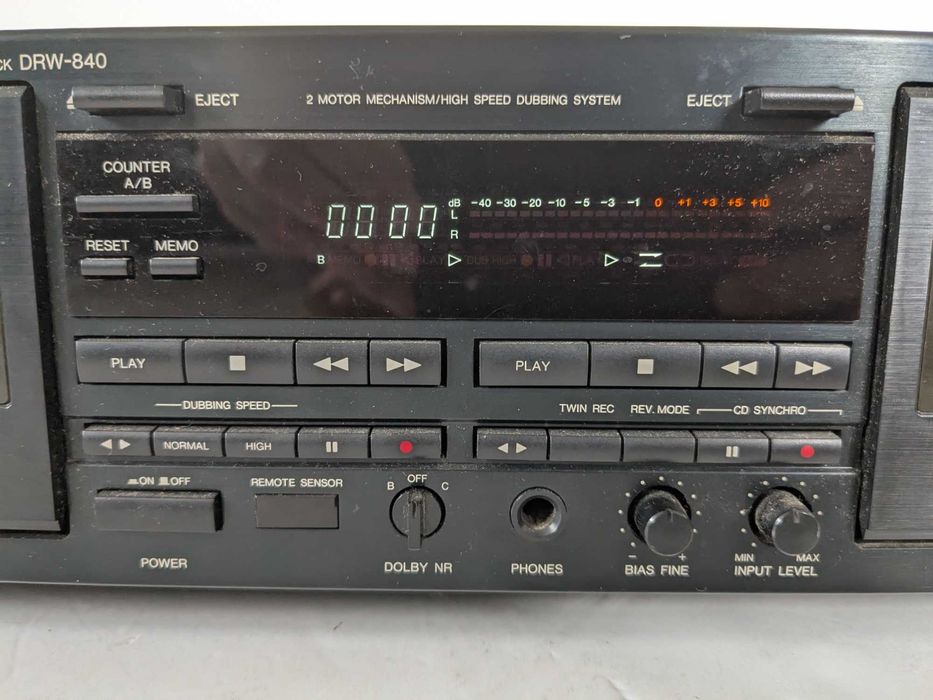 Denon DRW-840 HX Pro Leitor Gravador Duplo de Cassetes