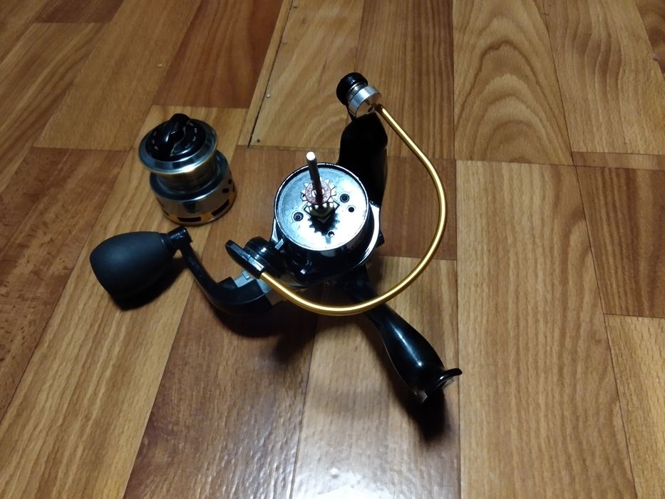 Безінерційна котушка BratFishing UTEKATE CLASHING Gold 2000 (10+1)