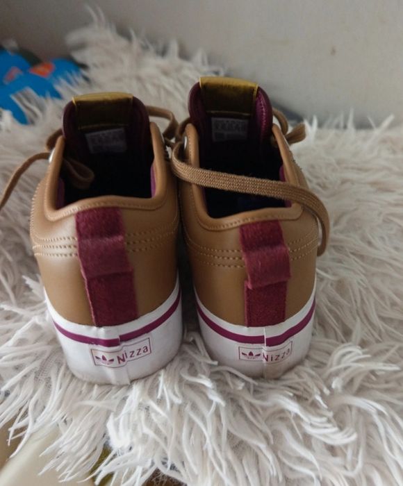 Sapatilhas adidas nizza