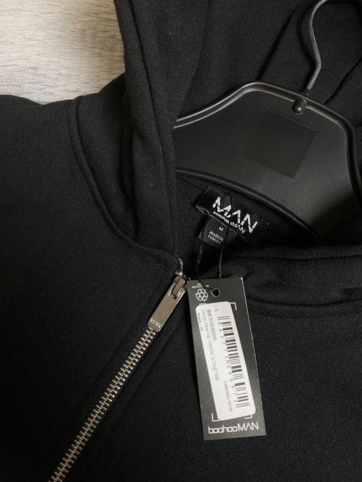 Продам мужскую зип худи черная с крестами Boohoo