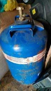 2 butle gazowe 11kg