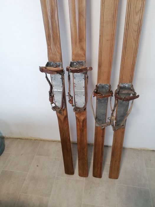 Stare narty zabytkowe