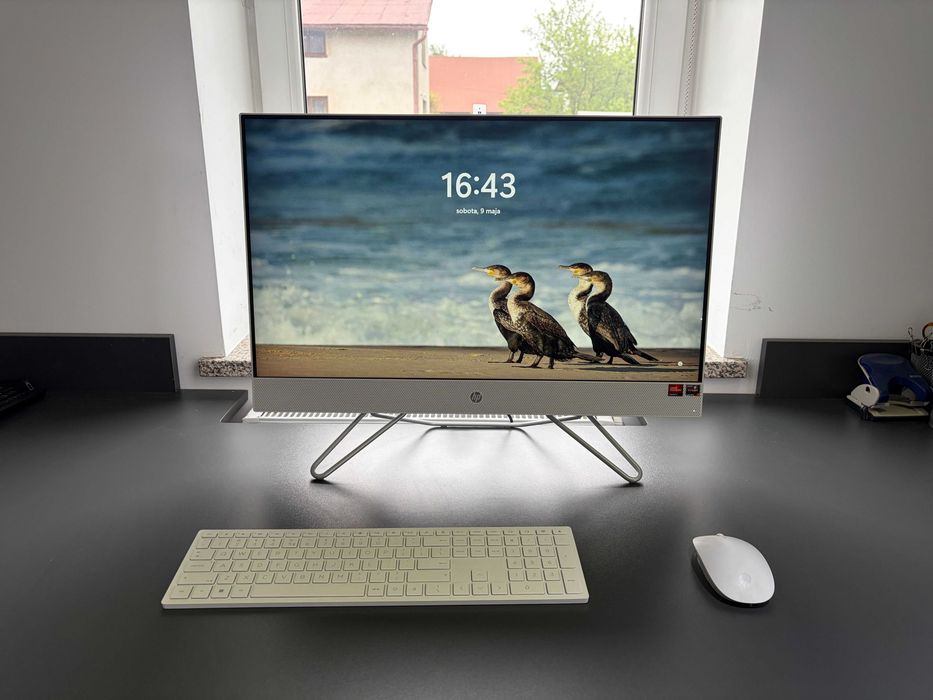 Komputer All-in-One HP 27-cb0151nw FHD Ryzen 7 5700U/8GB/512GB SSD