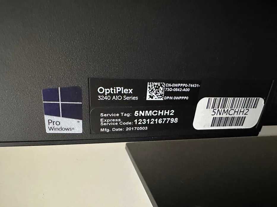 Моноблок Dell Optiplex 3240 22" 1920x1080 i3-6100 RAM 8GB SSD 250 GB