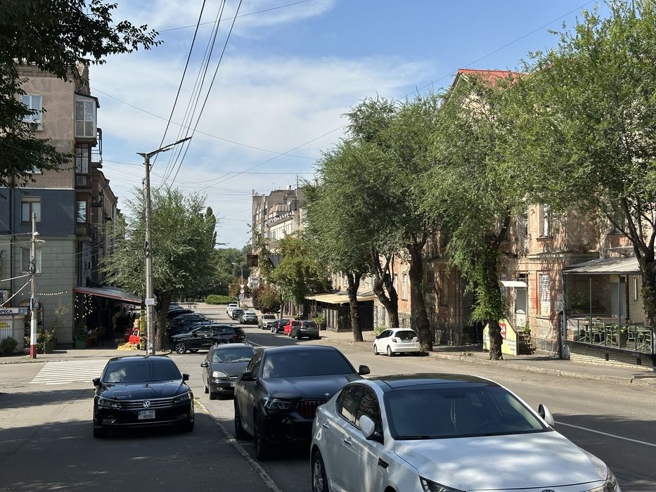 Топ . Самый центр квартира на Немецкой 1 , с бомбоубежещем
