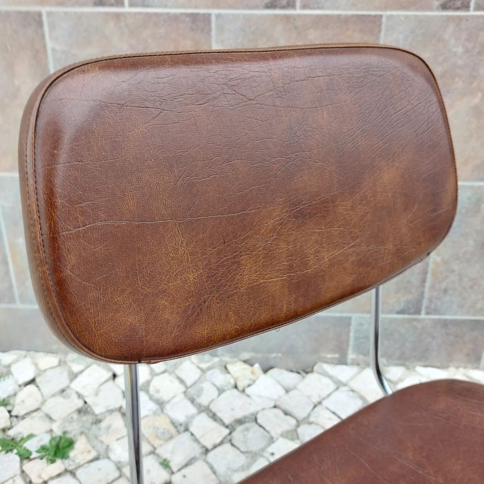 Cadeiras Prestígio Daciano da Costa