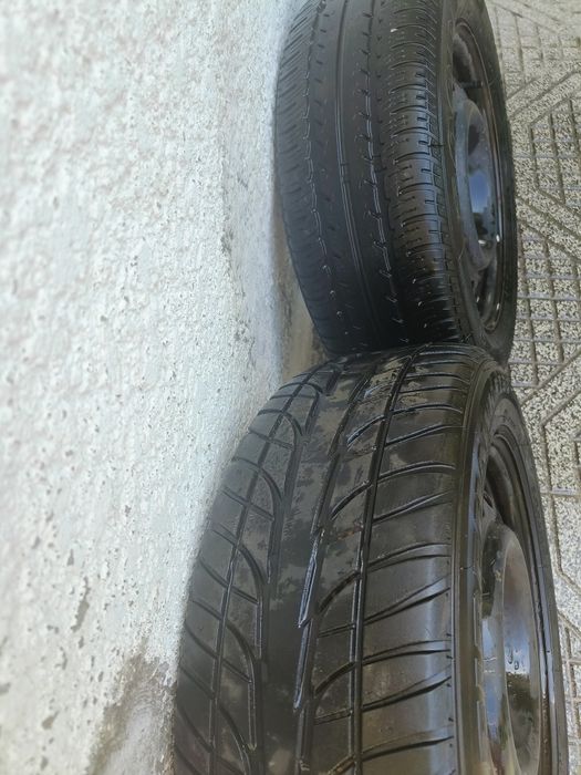 Jantes e pneus Mercedes .