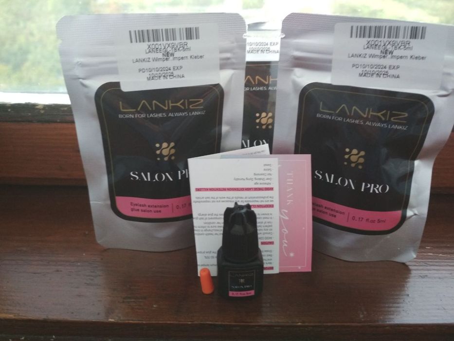 Клей для нарощування вій