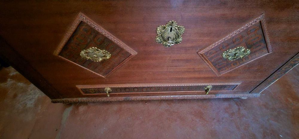 Arca espaçosa de roupa