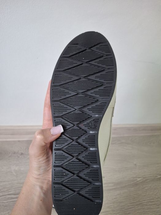 Новые кожанные балетки мокасины 39р