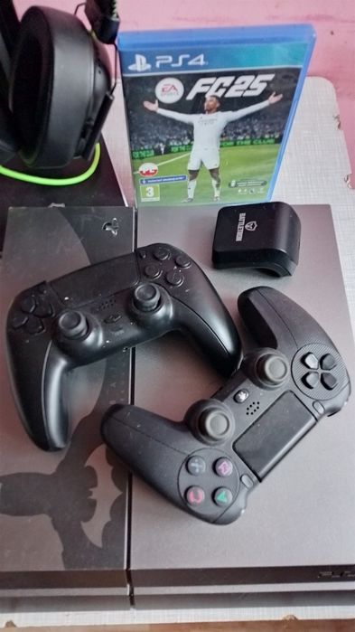 Konsola PlayStation 4