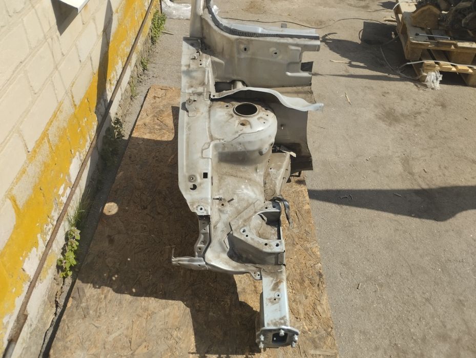 Четверть, чверть Ceed 2008