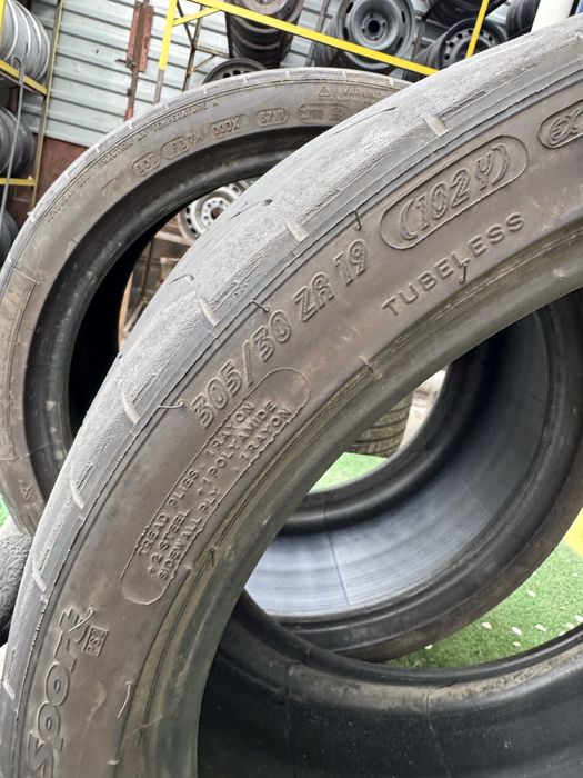 Шини Michelin Pilot Sport 305/30r19 Літо Склад б/у