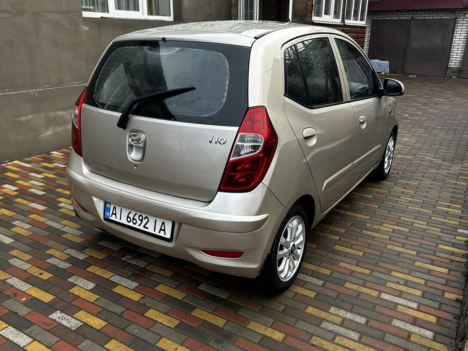 Продам авто Hyundai I10 2012