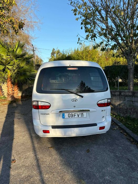 Hyundai H1 Starex 2008 – 6 Lugares – Comercial – 195.000 km