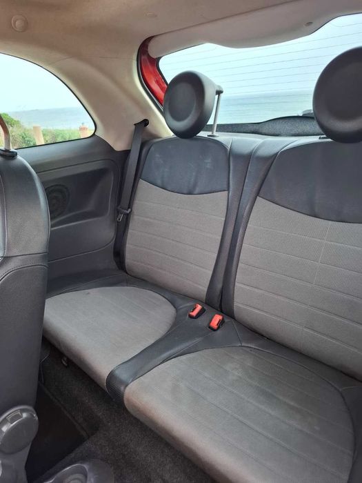 Fiat 500 vermelho